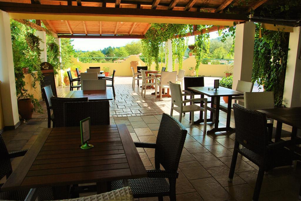 Corfu Pearl Aparthotel Лиападес Екстериор снимка