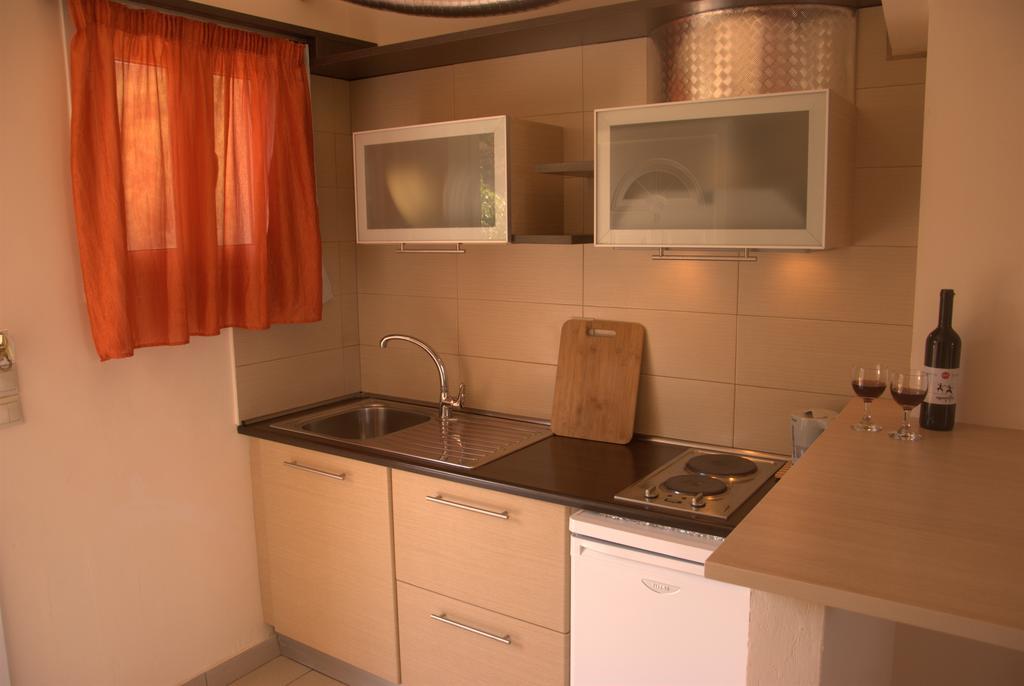 Corfu Pearl Aparthotel Лиападес Екстериор снимка