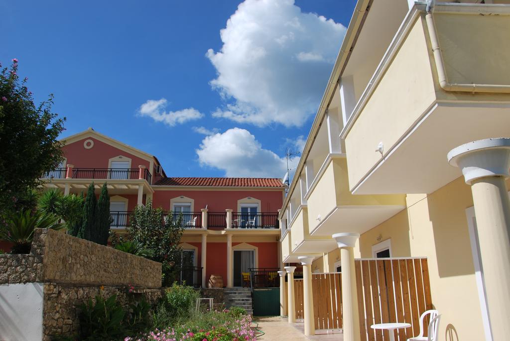 Corfu Pearl Aparthotel Лиападес Екстериор снимка