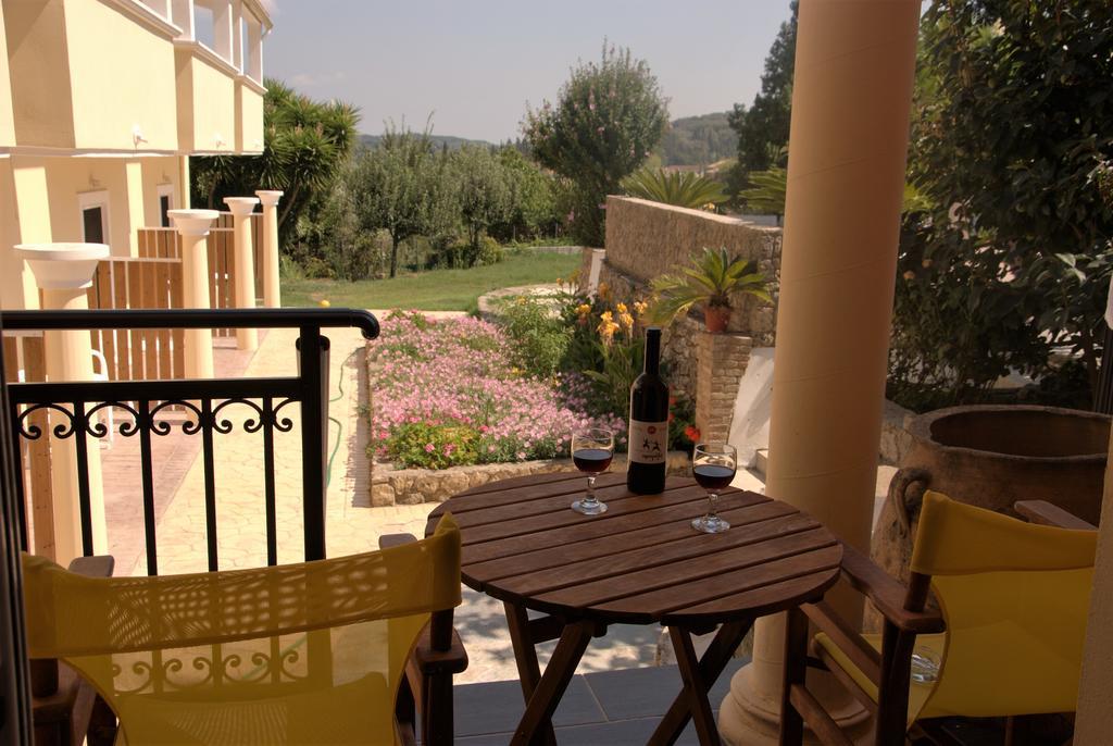 Corfu Pearl Aparthotel Лиападес Екстериор снимка